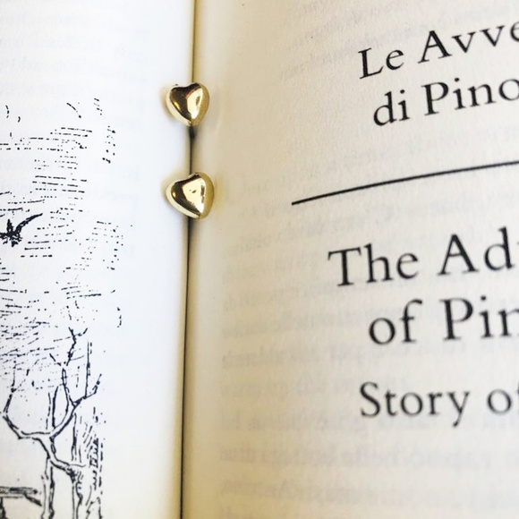 ALQUIMIA Jewelry - 3/35$ A PUFFY HEART GOLD STUDS.